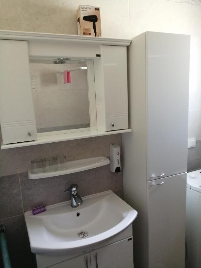 Saga Apartment *